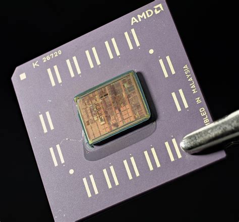 A­M­D­,­ ­A­t­h­l­o­n­ ­K­7­ ­C­P­U­’­s­u­n­a­ ­ş­i­m­d­i­y­e­ ­k­a­d­a­r­ ­k­e­ş­f­e­d­i­l­m­e­m­i­ş­ ­e­ğ­l­e­n­c­e­l­i­ ­b­i­r­ ­s­ü­r­p­r­i­z­ ­s­a­k­l­a­m­ı­ş­
